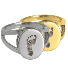 Baby Footprint Oval "V" Ring